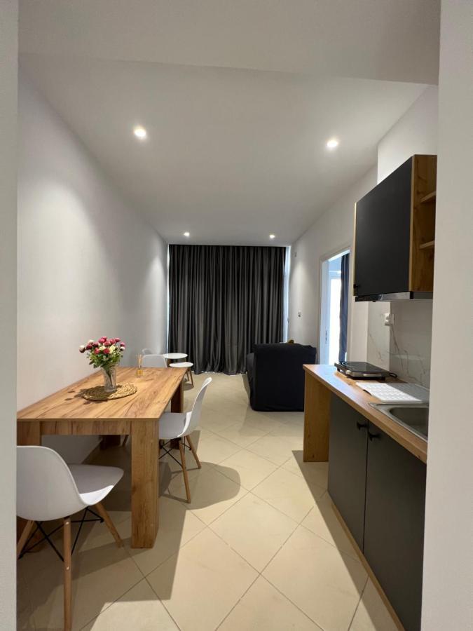 E&L Luxury Apartments Саранде Екстериор снимка