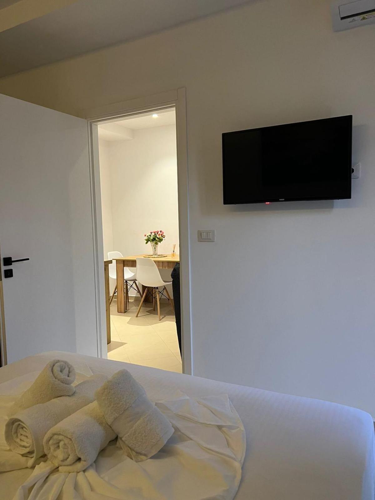 E&L Luxury Apartments Саранде Екстериор снимка